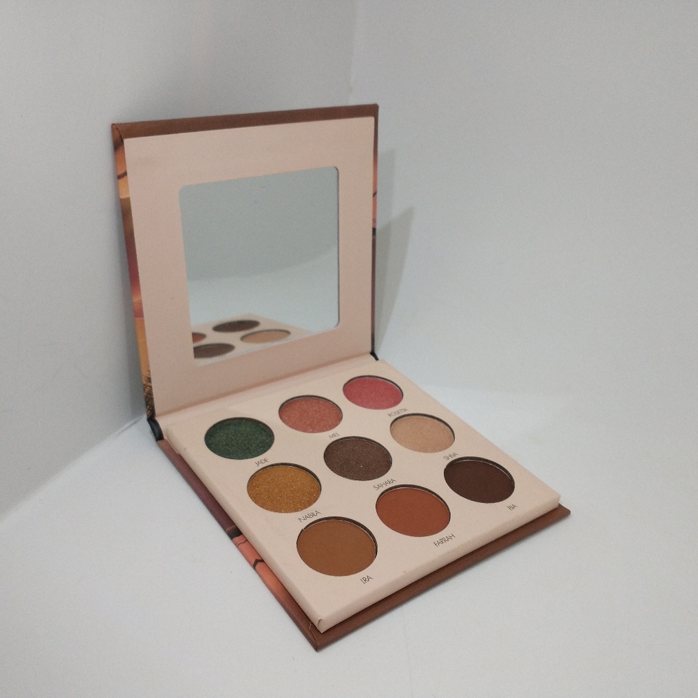 EYESHADOW PALETTE- "DESSERT ROSE": OKALAN